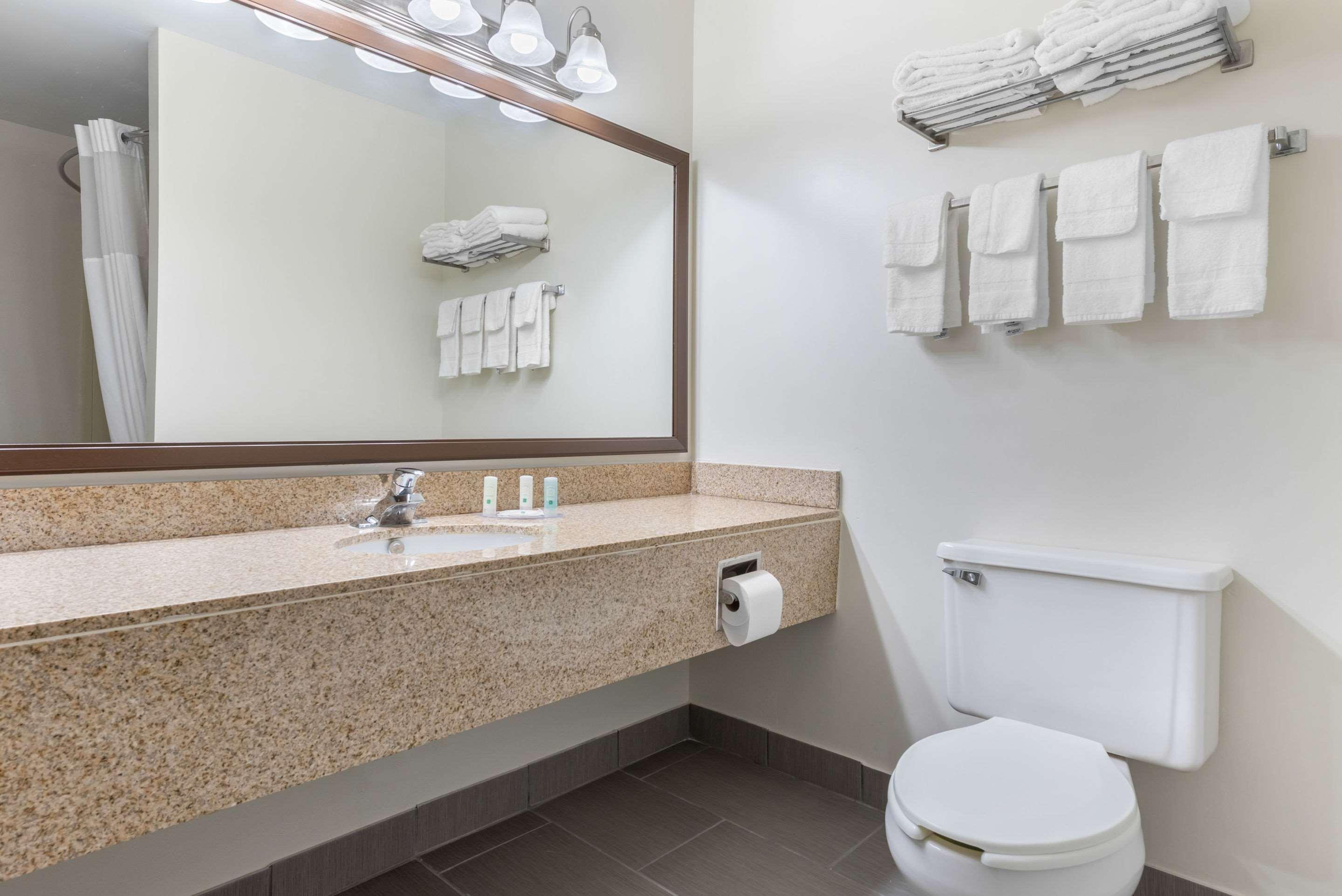 Quality Inn Fairborn Kültér fotó